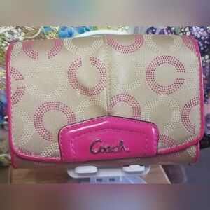 Coach Ashley Op Art Signature Wallet